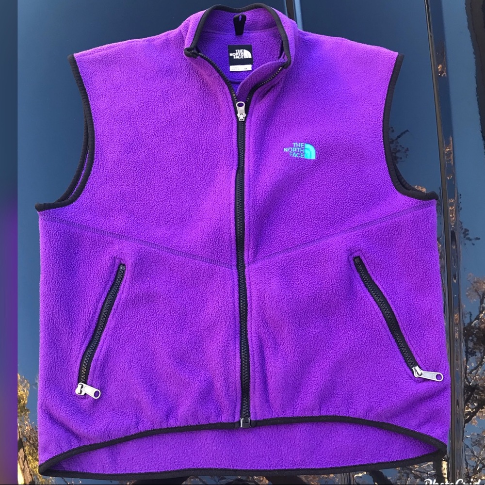TNF vest 🔥